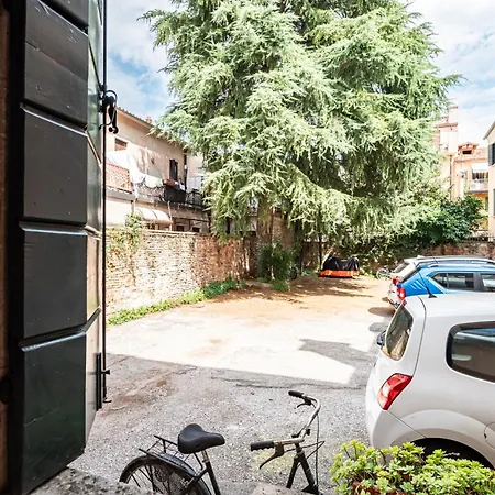 Isabella 500 Meters From The Duomo! Apartman *